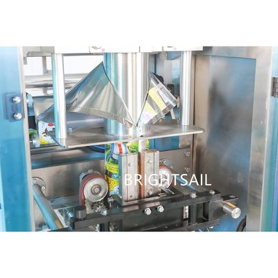PLCの速いパッキングの速度25bag/Minのスパイスの粉の充填機